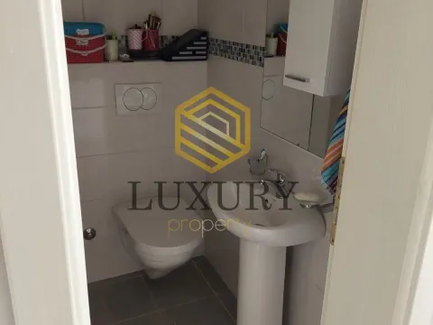 Izdavanje, kuća, 120m², Tološi, Podgorica - image 10