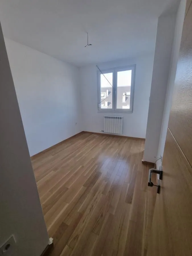 Izdavanje, trosoban stan, 68m², Podbara, Novi Sad Sve Podlokacije