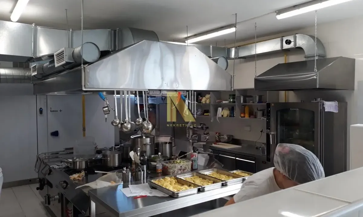 Sale, office space, 105m², Salajka, Novi Sad Sve Podlokacije