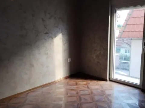 Izdavanje, dvosoban stan, 67m², Mali Mokri Lug, Zvezdara Sve Podlokacije - image 2