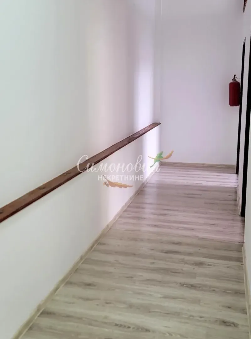 Sale, office space, 174m², Centar, Inđija
