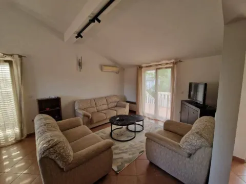 Rent, two bedroom apartment, 72m², Tivat, Crna Gora