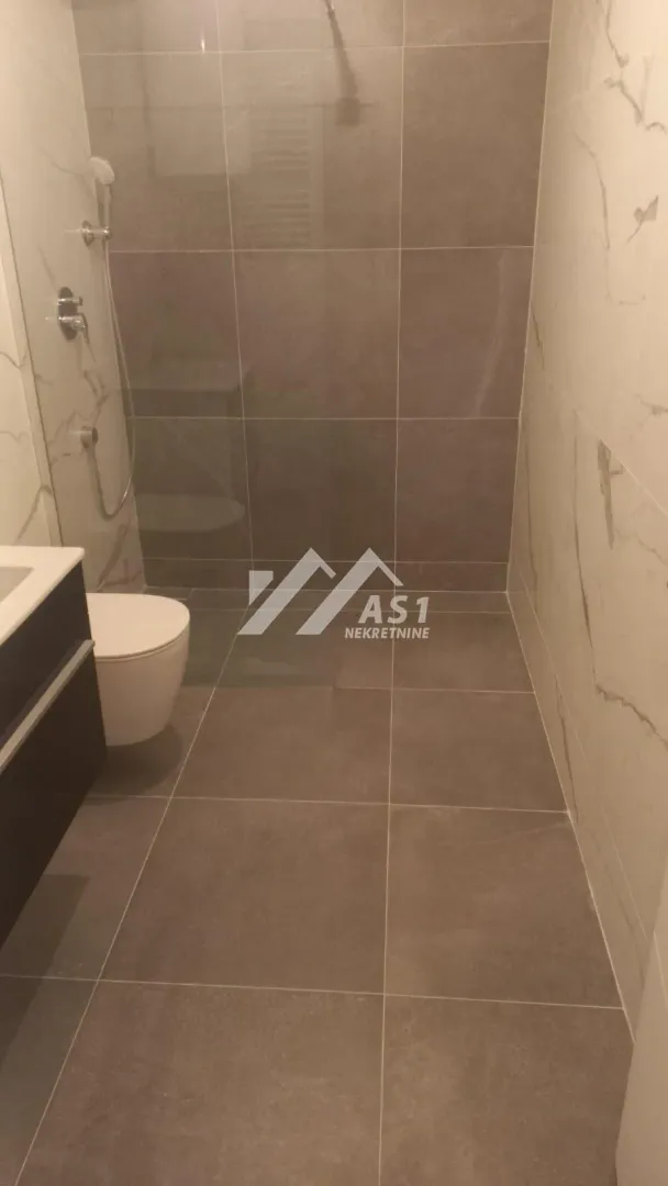 Prodaja, jednosoban stan, 28m², Podbara, Novi Sad Sve Podlokacije