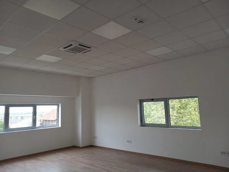 Rent, office space, 3200m², Galenika, Beograd