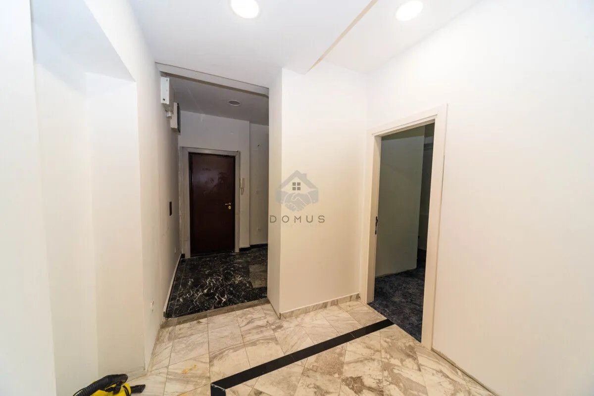 Rent, office space, 67m², Centar, Podgorica