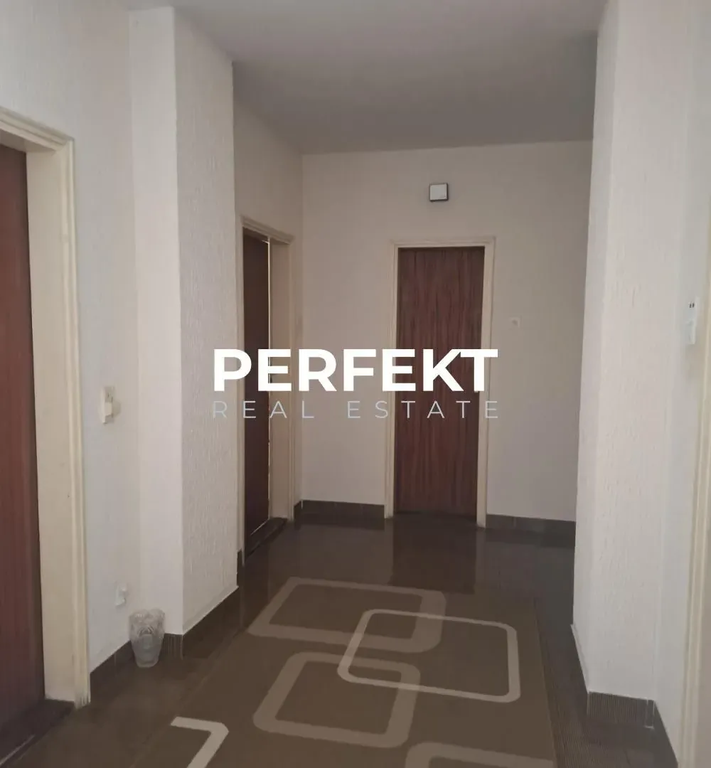 Prodaja, kuća, 273m², Pančevo, Srbija