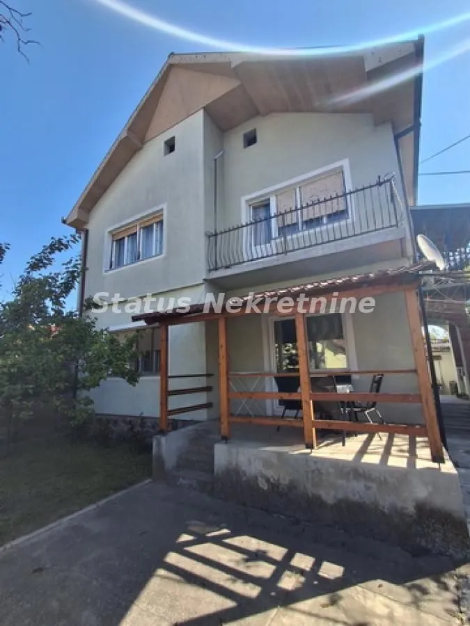 Prodaja, kuća, 185m², Futog, Novi Sad Sve Podlokacije