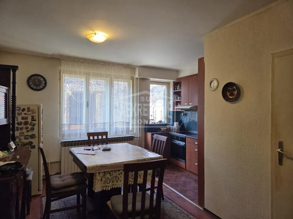 Prodaja, kuća, 136m², Novo Selo, Subotica