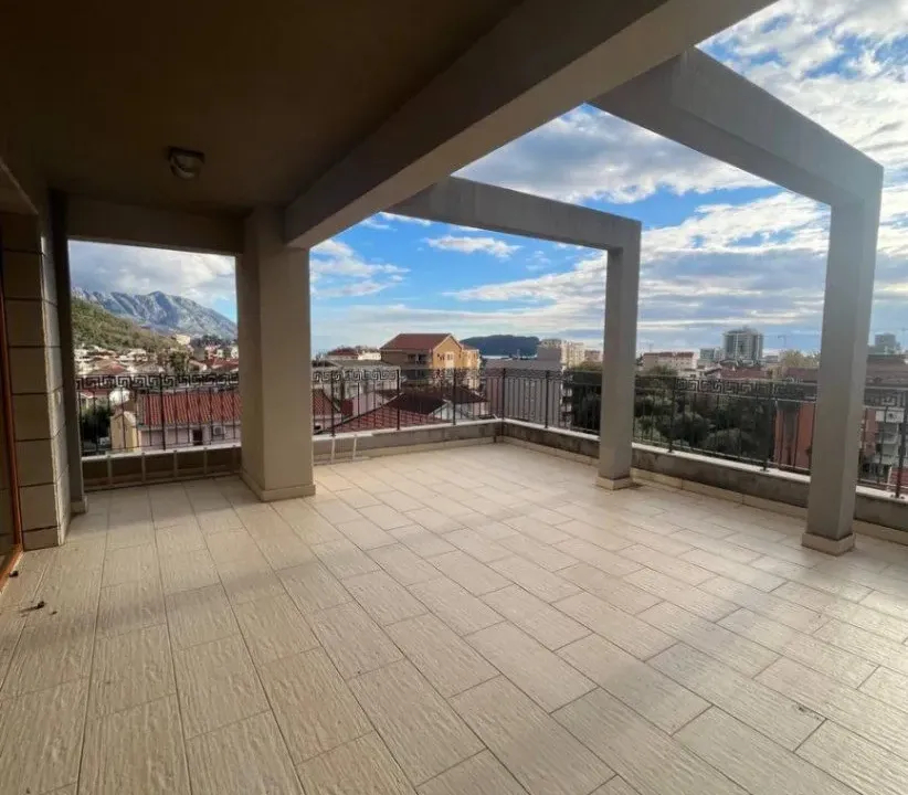 Sale, two bedroom apartment, 140m², Budva, Crna Gora