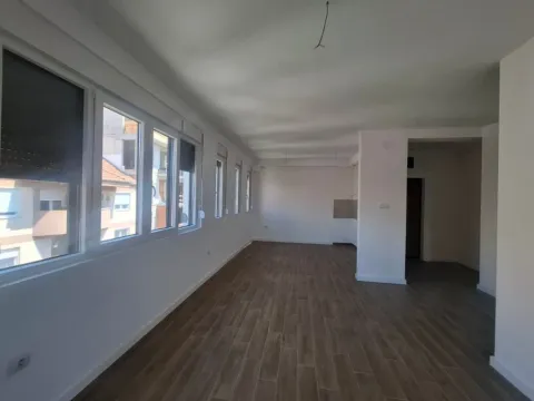 Sale, four bedroom apartment, 74m², Centar, Kragujevac - image 6