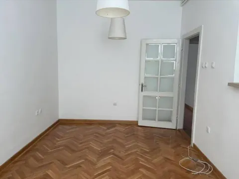 Rent, three bedroom apartment, 70m², Palata Pravde, Beograd - image 9