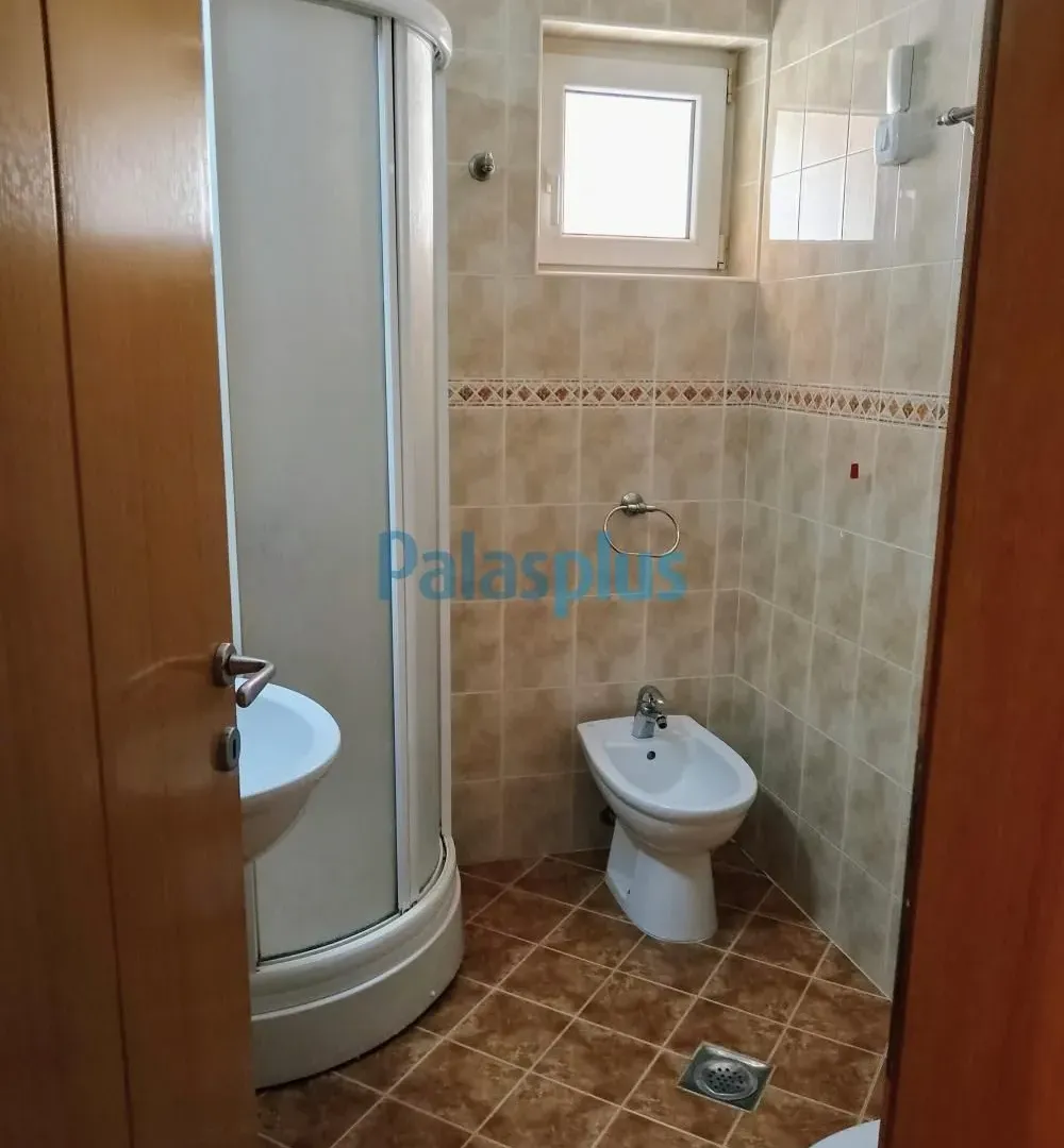 Prodaja, ugostiteljski objekat, 589m², Centar, Kragujevac