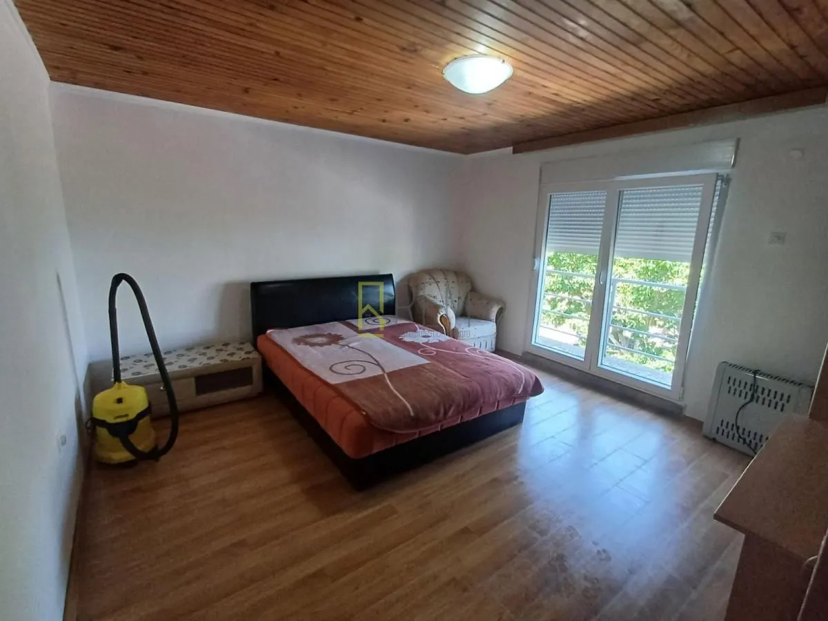 Prodaja, kuća, 120m², Podgorica, Crna Gora