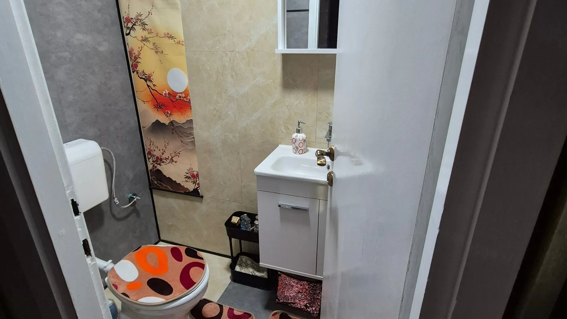 Prodaja, trosoban stan, 95m², Centar, Nikšić