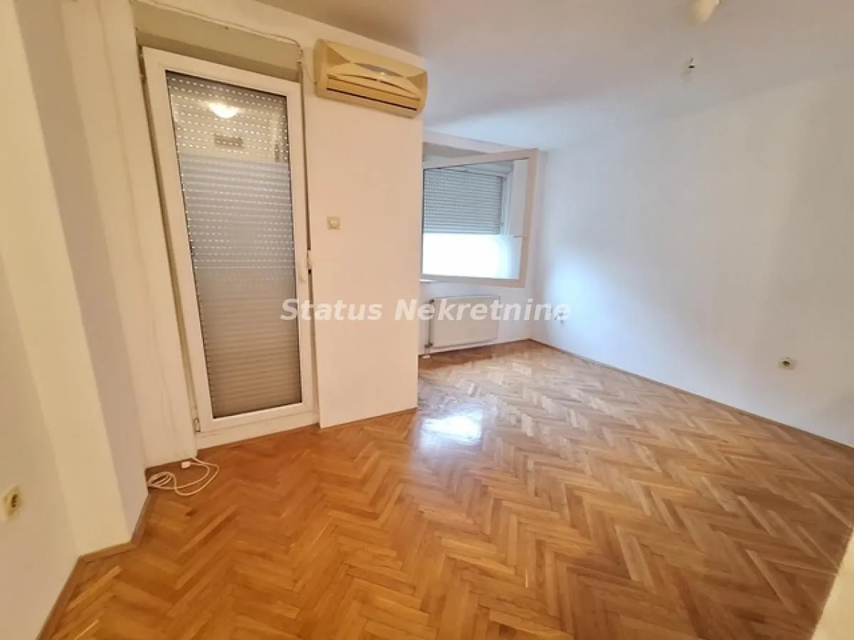 Rent, one bedroom apartment, 36m², Grbavica, Novi Sad Sve Podlokacije