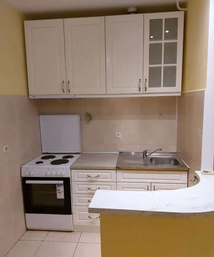 Izdavanje, poslovni prostor, 70m², Stari Grad, Beograd