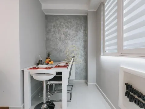 Prodaja, jednosoban stan, 40m², Centar, Novi Sad - image 6