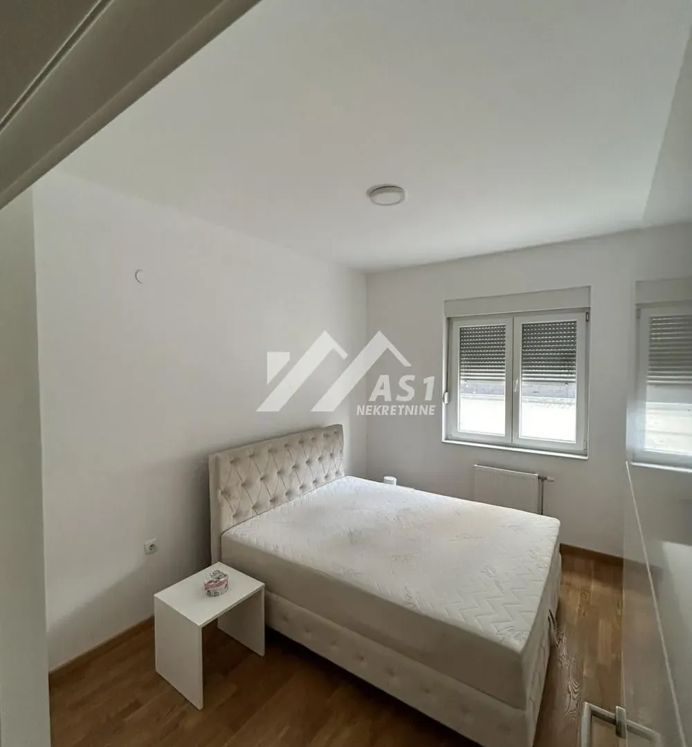 Izdavanje, dvosoban stan, 48m², Rotkvarija, Novi Sad Sve Podlokacije