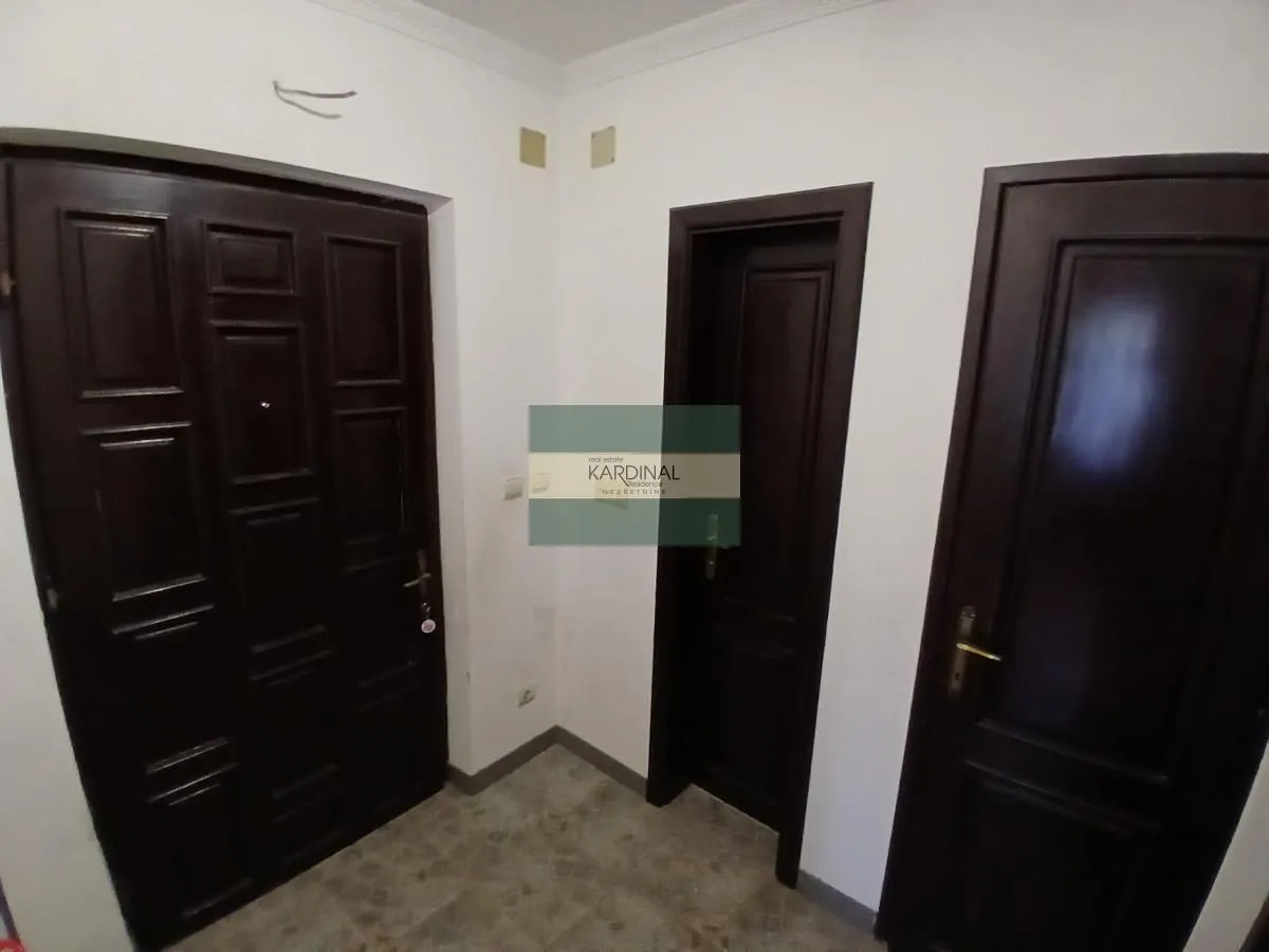Prodaja, kuća, 440m², Centar, Jagodina