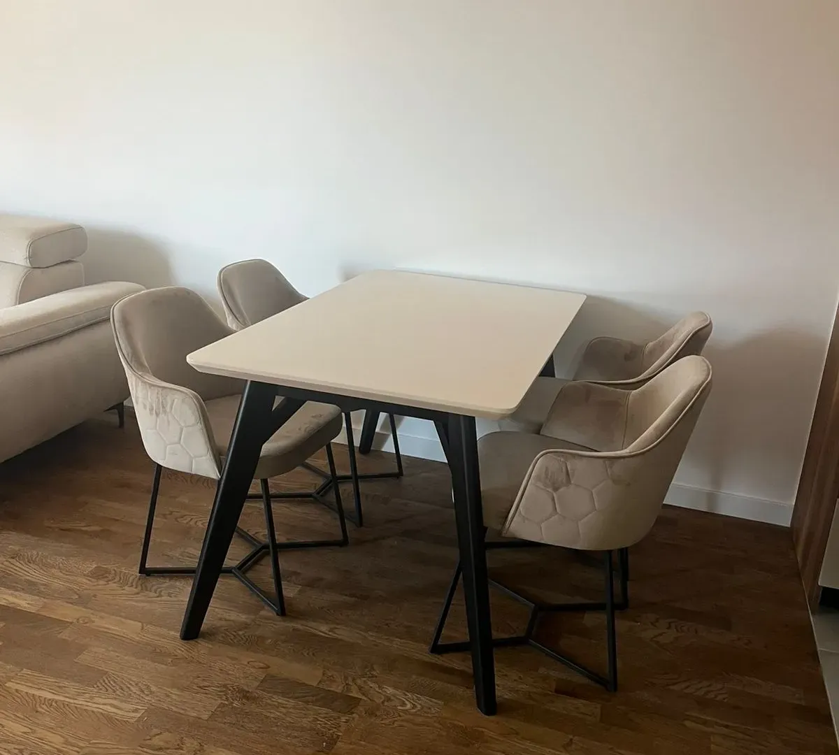 Rent, one bedroom apartment, 46m², Stari Aerodrom, Podgorica