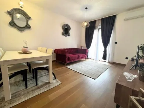 Izdavanje, dvosoban stan, 72m², Podgorica, Crna Gora - image 2