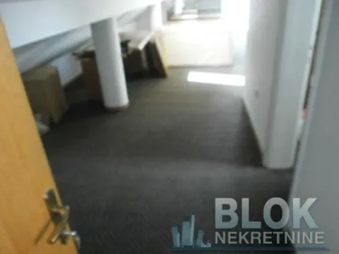Rent, office space, 105m², Centar, Podgorica - image 10