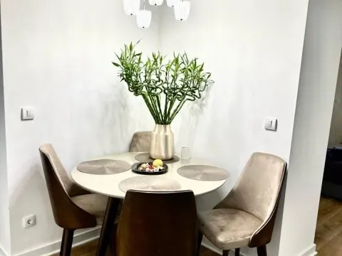 Izdavanje, jednosoban stan, 34m², Lipov Lad, Zvezdara Sve Podlokacije - image 2