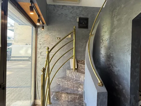 Izdavanje, poslovni prostor, 60m², Makedonsko naselje, Bar - image 6