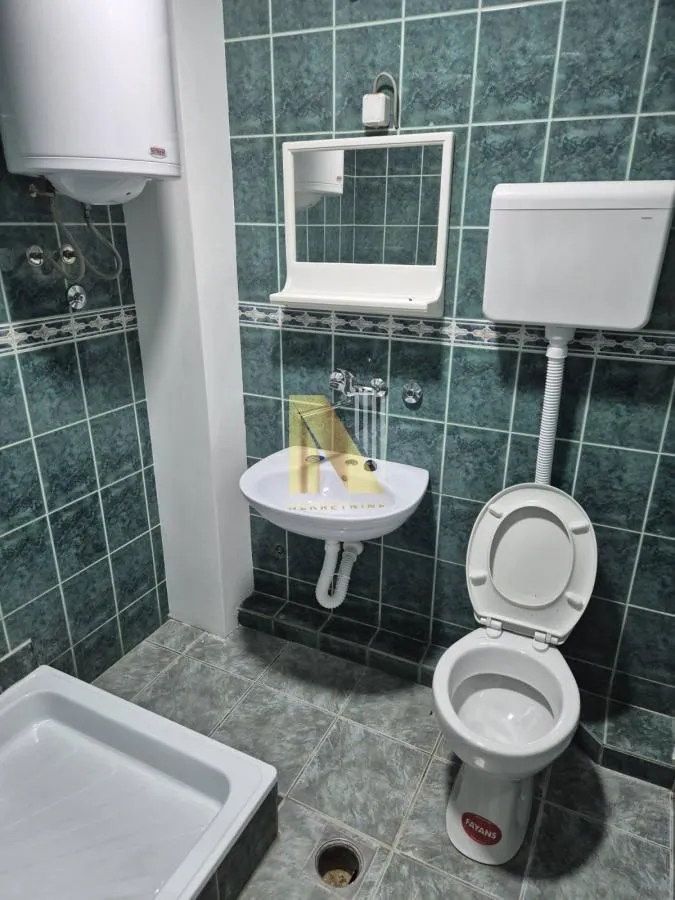 Prodaja, stan, 174m², Grbavica, Novi Sad Sve Podlokacije