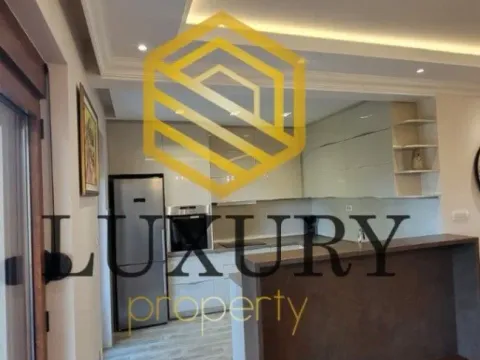 Izdavanje, kuća, 280m², Stara Varoš, Podgorica - image 3