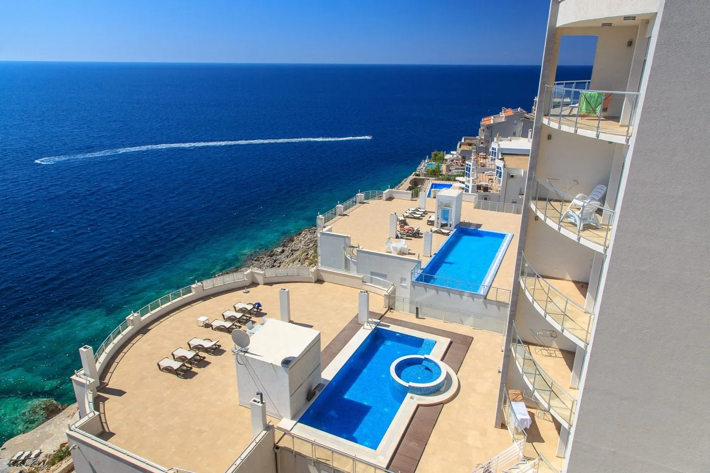 Sale, apartment, 179m², Dobra Voda, Bar