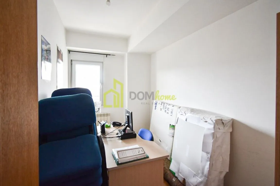 Sale, four bedroom apartment, 157m², Pobrežje, Podgorica