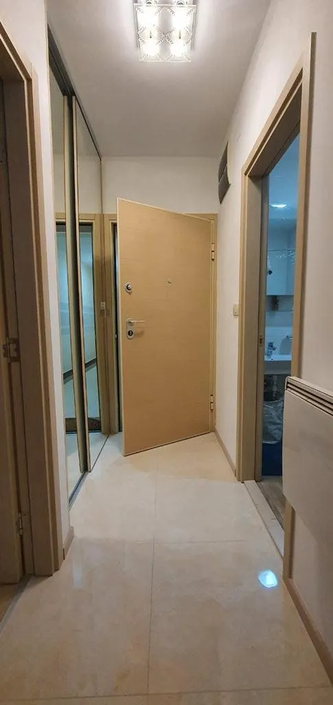 Izdavanje, jednosoban stan, 50m², City Kvart, Podgorica
