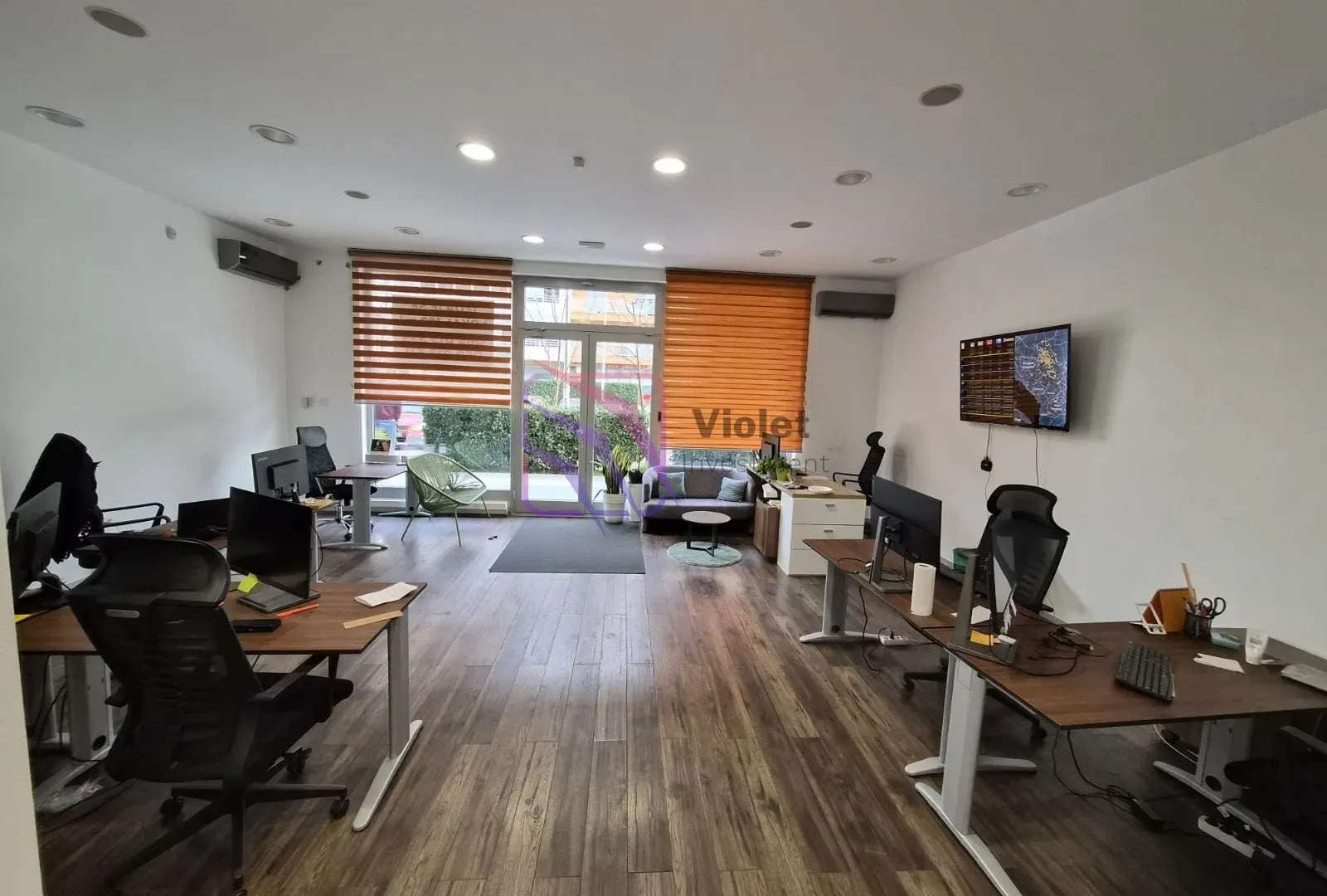 Rent, office space, 102m², City Kvart, Podgorica