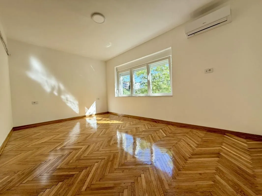 Prodaja, jednosoban stan, 80m², Preko Morače, Podgorica
