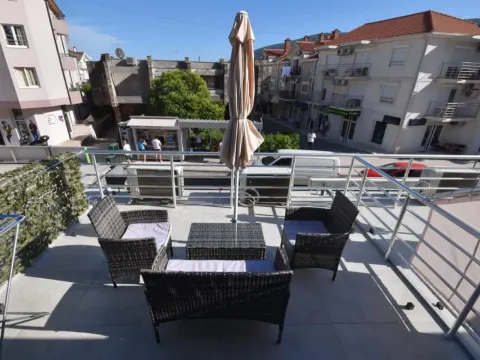 Prodaja, jednosoban stan, 45m², Igalo, Herceg Novi - image 2