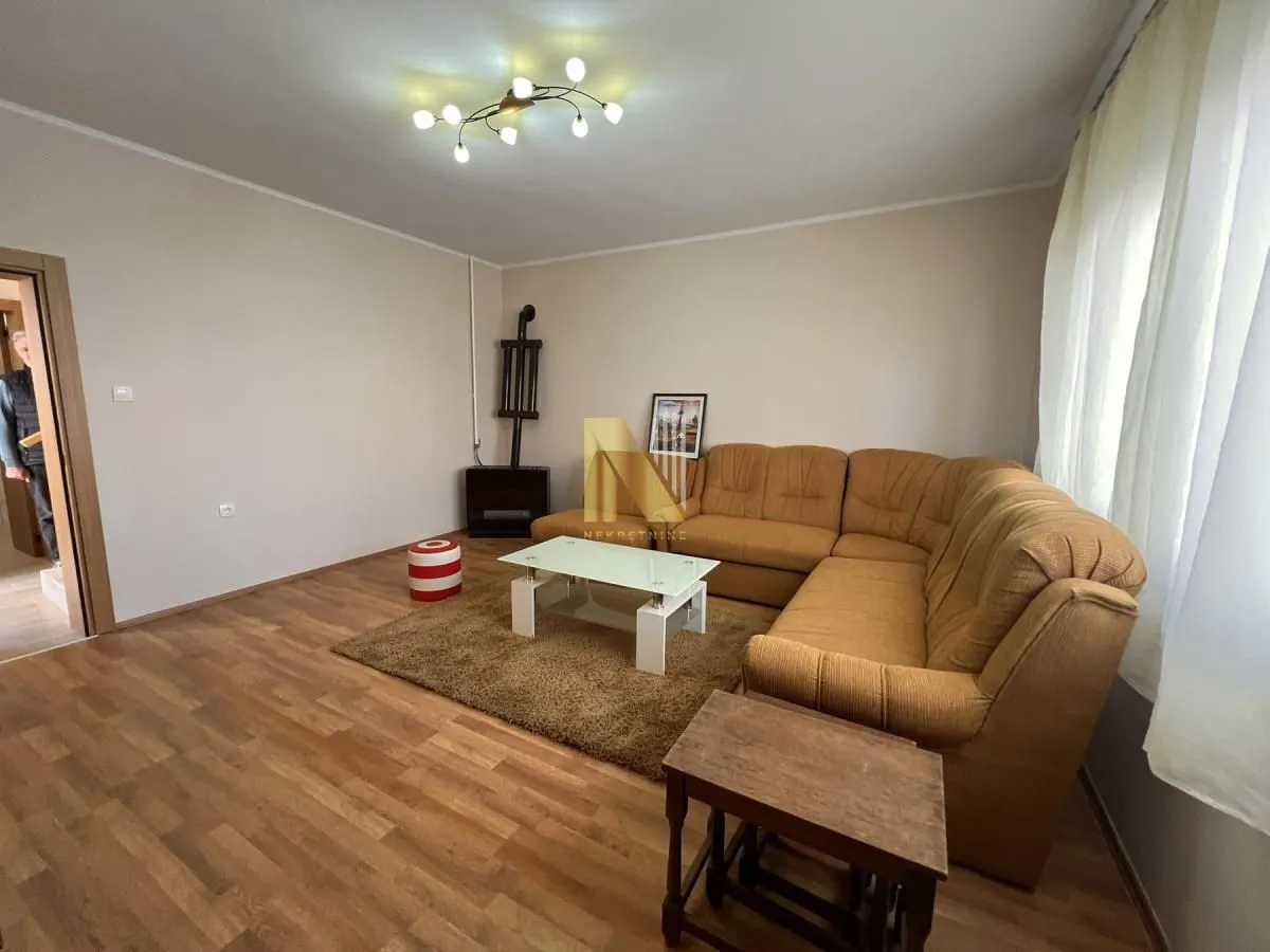 Prodaja, kuća, 120m², Futog, Novi Sad Sve Podlokacije