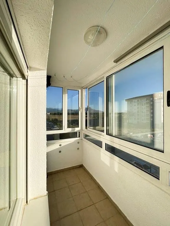 Izdavanje, dvosoban stan, 73m², Stari Aerodrom, Podgorica