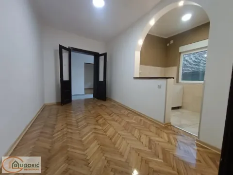 Sale, house, 72m², Pančevo, Srbija