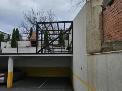 Izdavanje, trosoban stan, 55m², Zemun Cara Dušana, Zemun Sve Podlokacije - image 8