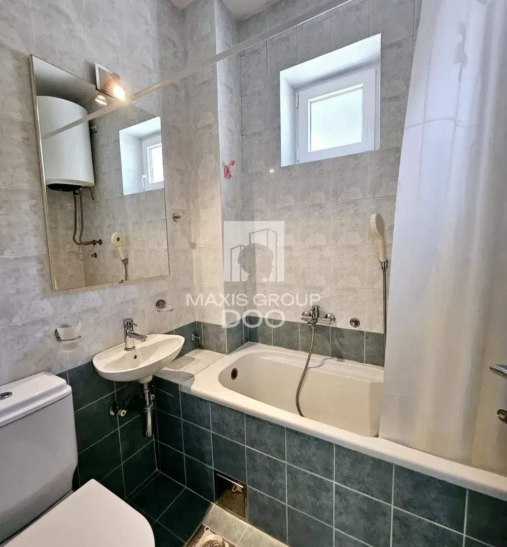 Rent, three bedroom apartment, 90m², Savski Venac, Beograd