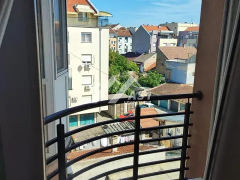 Izdavanje, stan, 28m², Rotkvarija, Novi Sad Sve Podlokacije - image 9