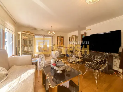 Prodaja, trosoban stan, 120m², Tološi, Podgorica - image 1