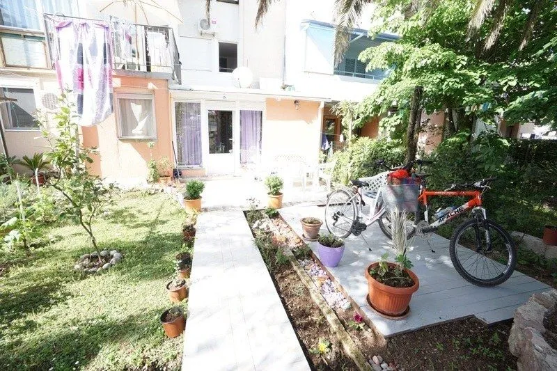 Sale, three bedroom apartment, 73m², Golubovina, Budva