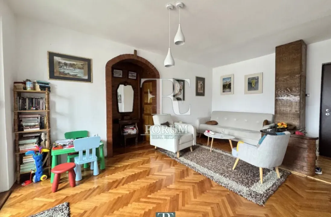 Prodaja, jednosoban stan, 54m², Centar, Podgorica