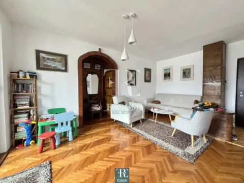 Prodaja, jednosoban stan, 54m², Centar, Podgorica - image 1