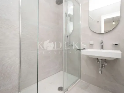 Rent, office space, 71m², Central Point, Podgorica - image 5