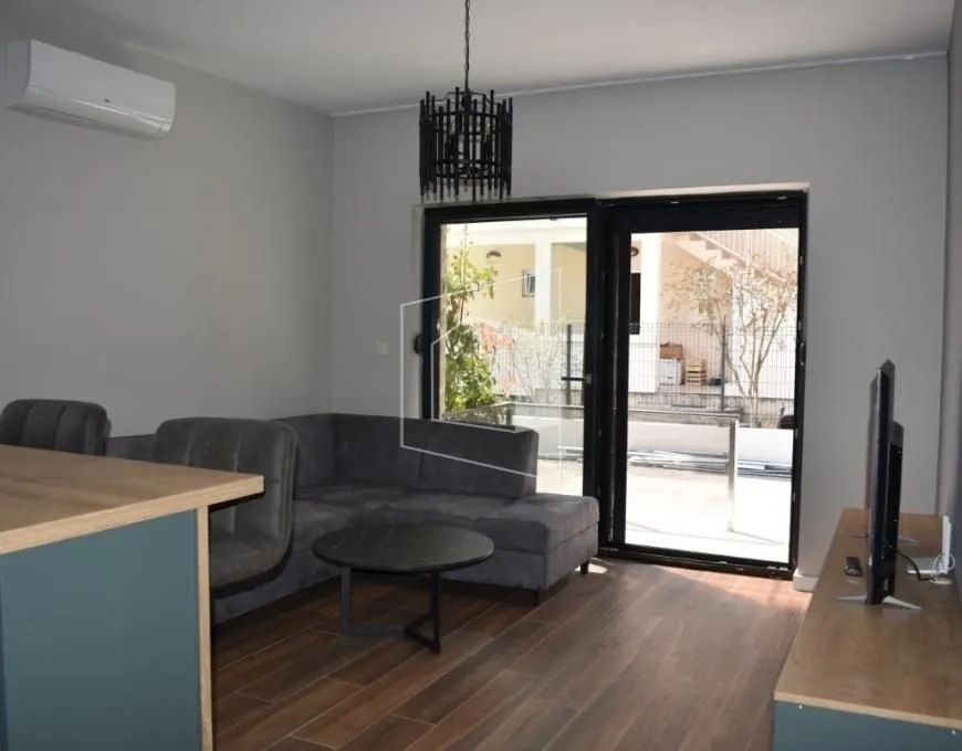 Izdavanje, jednosoban stan, 47m2, Donja Lastva, Tivat