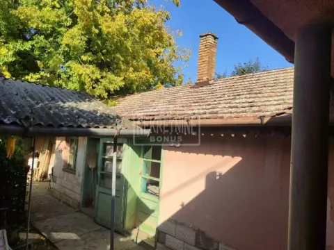 Sale, house, 85m², Ker, Subotica - image 9