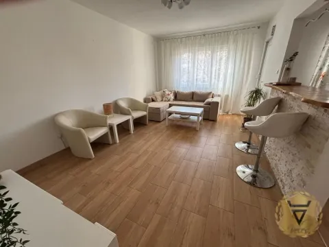 Izdavanje, trosoban stan, 84m², Voždovac Sve Podlokacije, Beograd - image 2